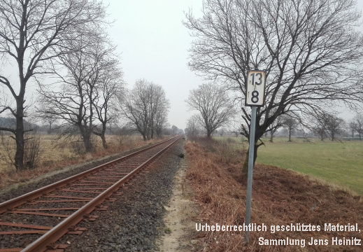 EBOE Heeder Tannen Kilometertafel 13.8km Blick nach Langeln 11-Feb-2017